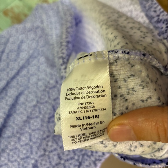 Women’s NWT Aria Collection purple  Floral nightgown - Picture 4 of 6